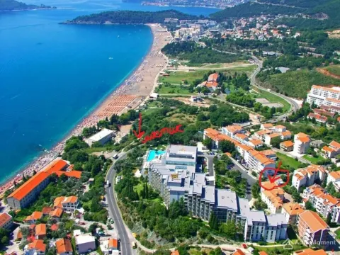 Sale, house, 311m², Bečići, Budva - image 11