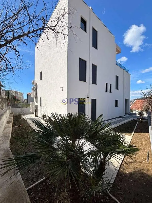 Prodaja, kuća, 400m², Bar, Crna Gora