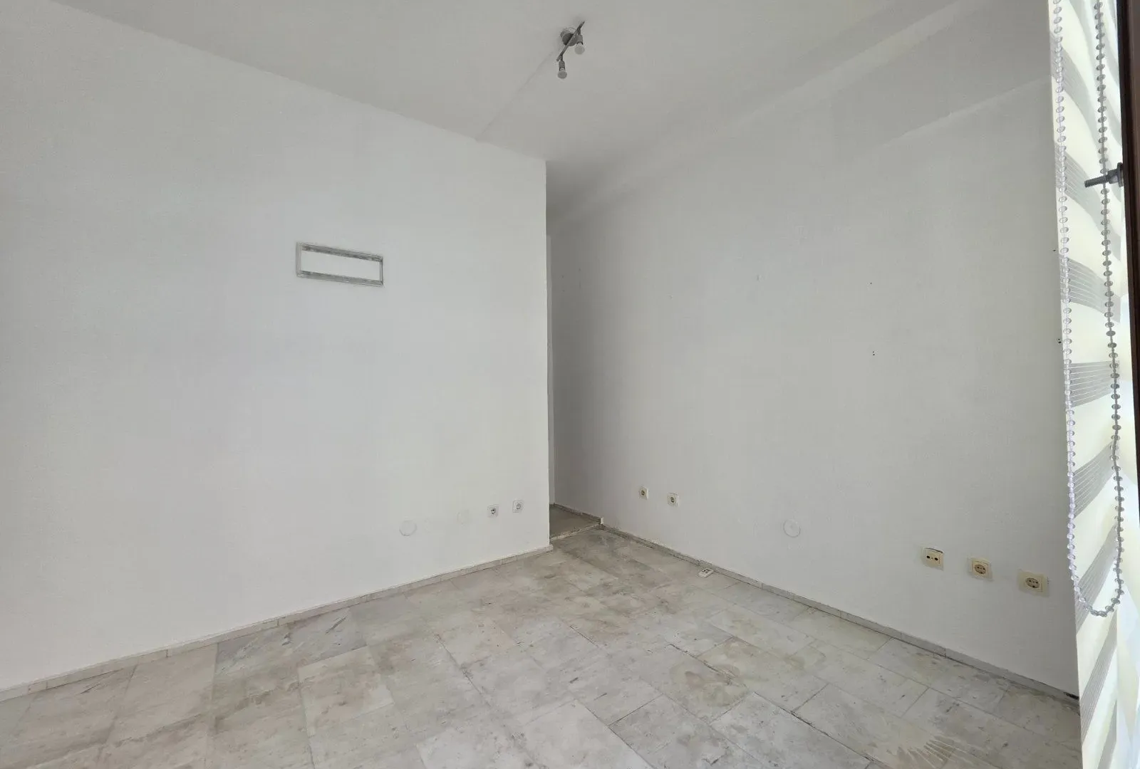 Sale, office space, 18m², Budva, Crna Gora