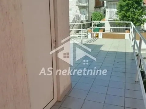Rent, three bedroom apartment, 80m², Čukarica, Beograd - image 23