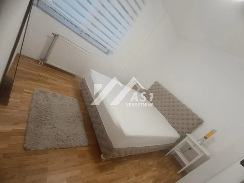 Izdavanje, dvosoban stan, 50m², Grbavica, Novi Sad Sve Podlokacije