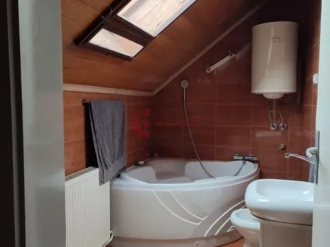 Prodaja, kuća, 137m², Novo Selo, Subotica - image 11