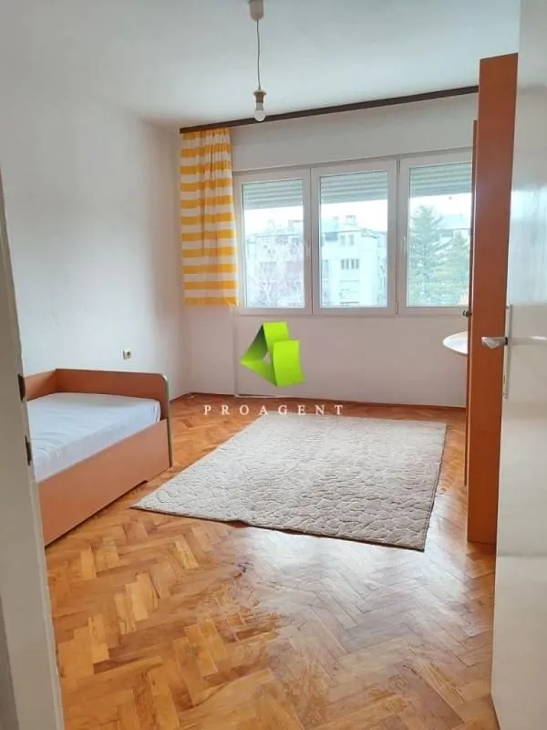 Rent, one bedroom apartment, 54m², Pantelej, Niš