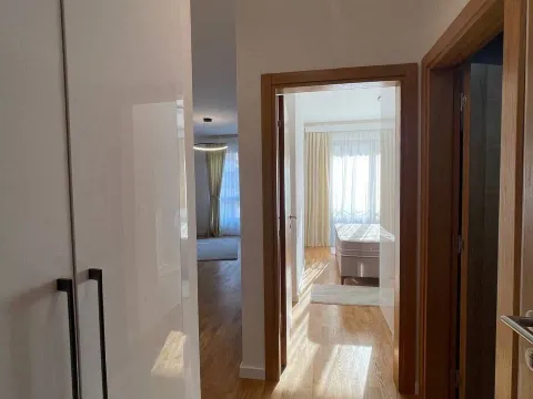 Sale, one bedroom apartment, 44m², Bečići, Budva - image 8