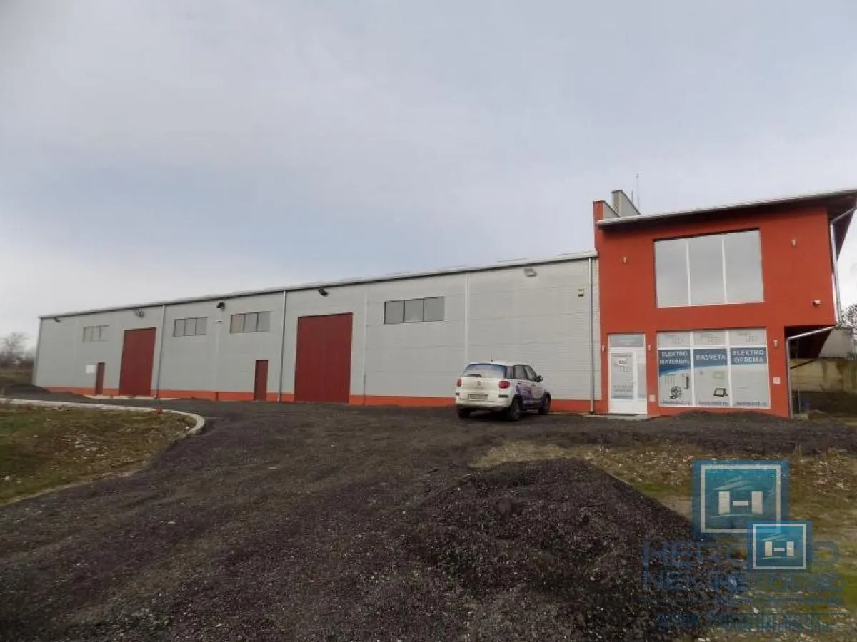 Sale, office space, 702m², Pojate, Ćićevac