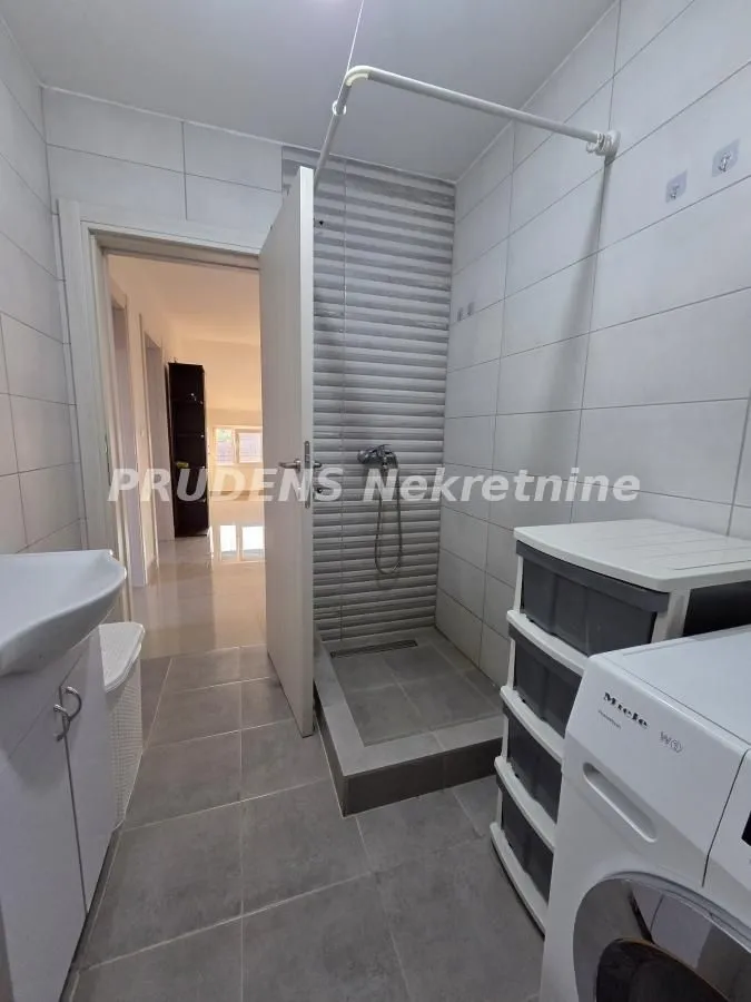 Prodaja, trosoban stan, 63m², Nova Pazova, Stara Pazova