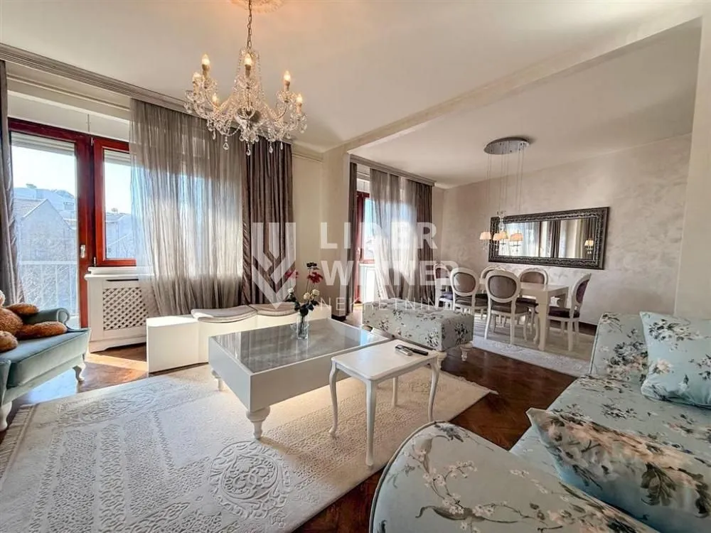 Prodaja, trosoban stan, 82m², Vukov Spomenik, Zvezdara Sve Podlokacije