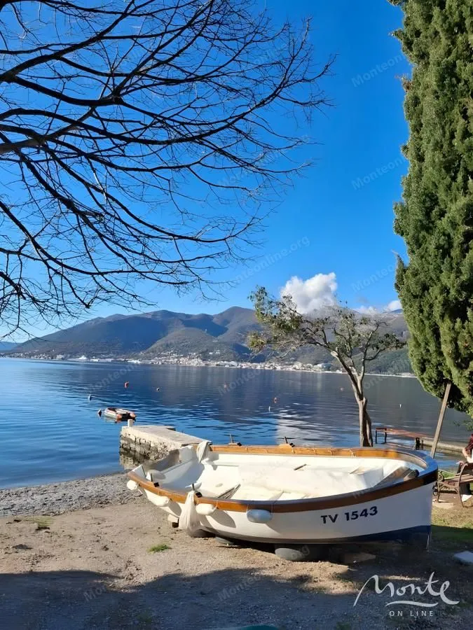 Prodaja, plac, 409m², Donja Lastva, Tivat
