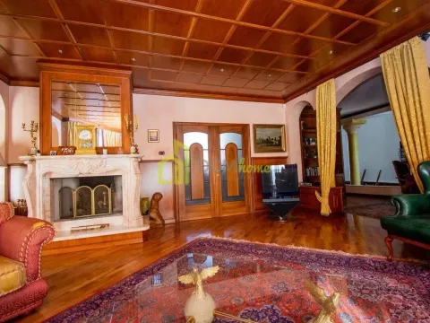 Sale, house, 750m², Pod Goricom, Podgorica - image 13