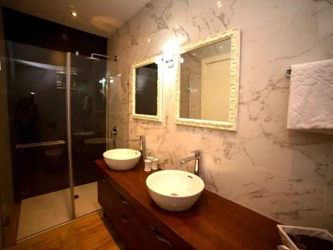 Rent, three bedroom apartment, 152m², Centar, Budva - image 8