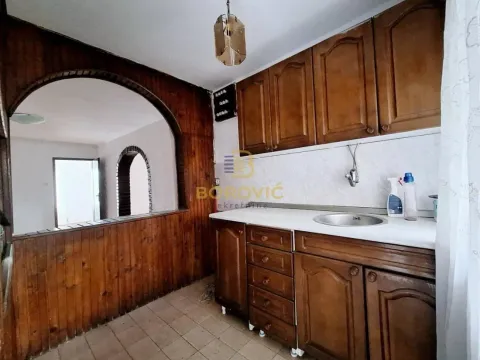 Sale, house, 188m², Voždovac Sve Podlokacije, Beograd - image 10