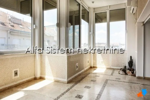 Rent, four bedroom apartment, 140m², Đeram Pijaca, Beograd