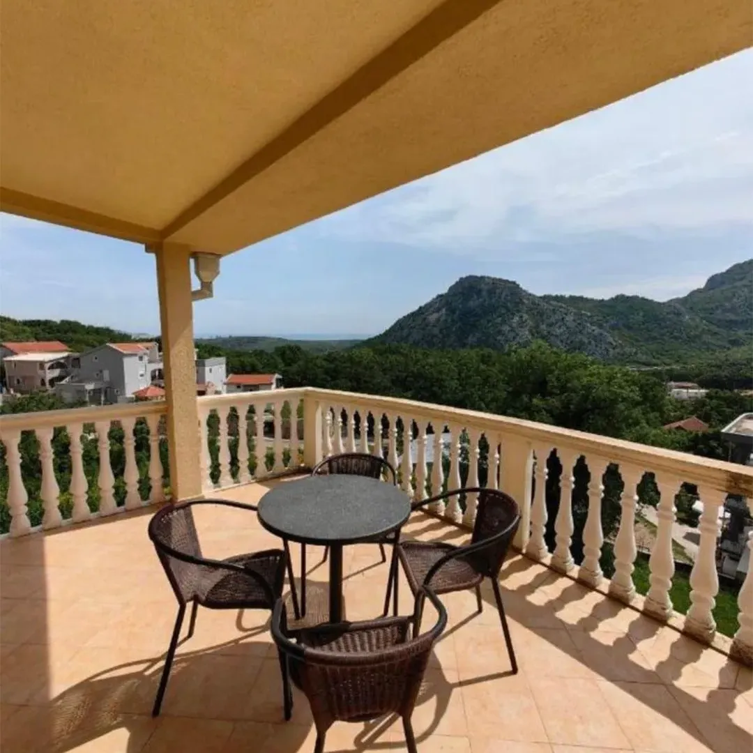 Sale, house, 400m², Zagrađe, Bar