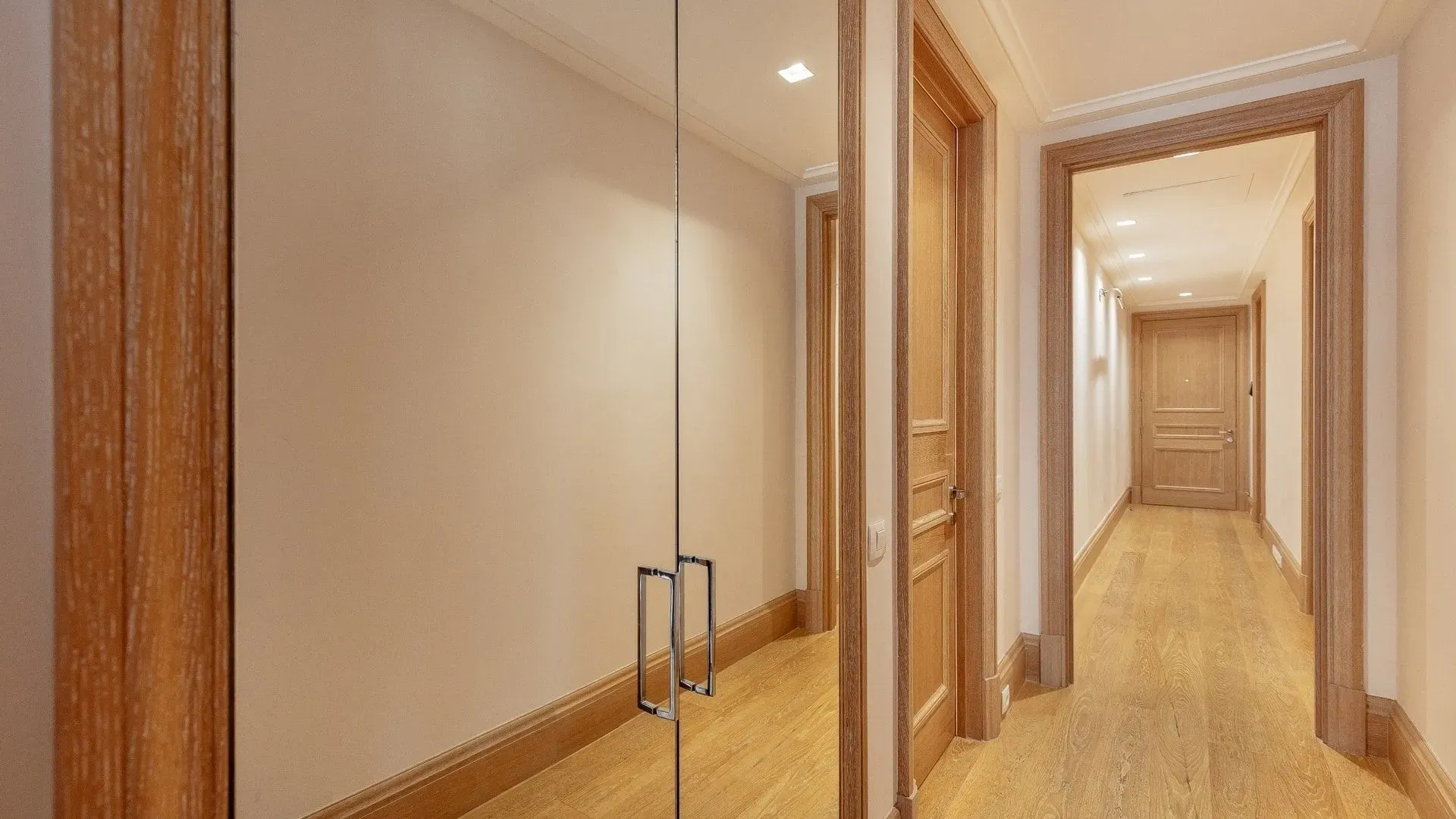 Prodaja, dvosoban stan, 117m², Porto Montenegro, Tivat