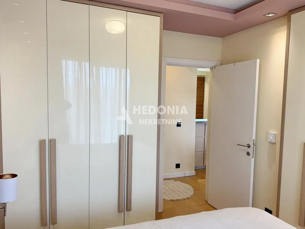 Izdavanje, dvosoban stan, 51m², Novi Beograd Blok 65, Novi Beograd Sve Podlokacije