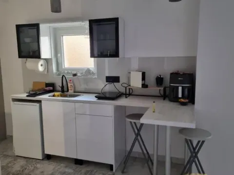 Rent, one bedroom apartment, 35m², Čukarica, Beograd - image 4