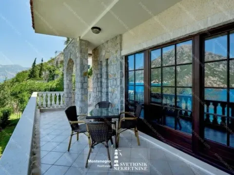 Sale, house, 235m², Kostanjica, Kotor - image 9