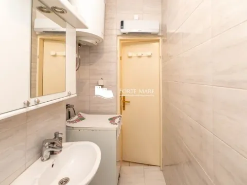 Prodaja, trosoban stan, 94m², Herceg Novi, Crna Gora - image 9