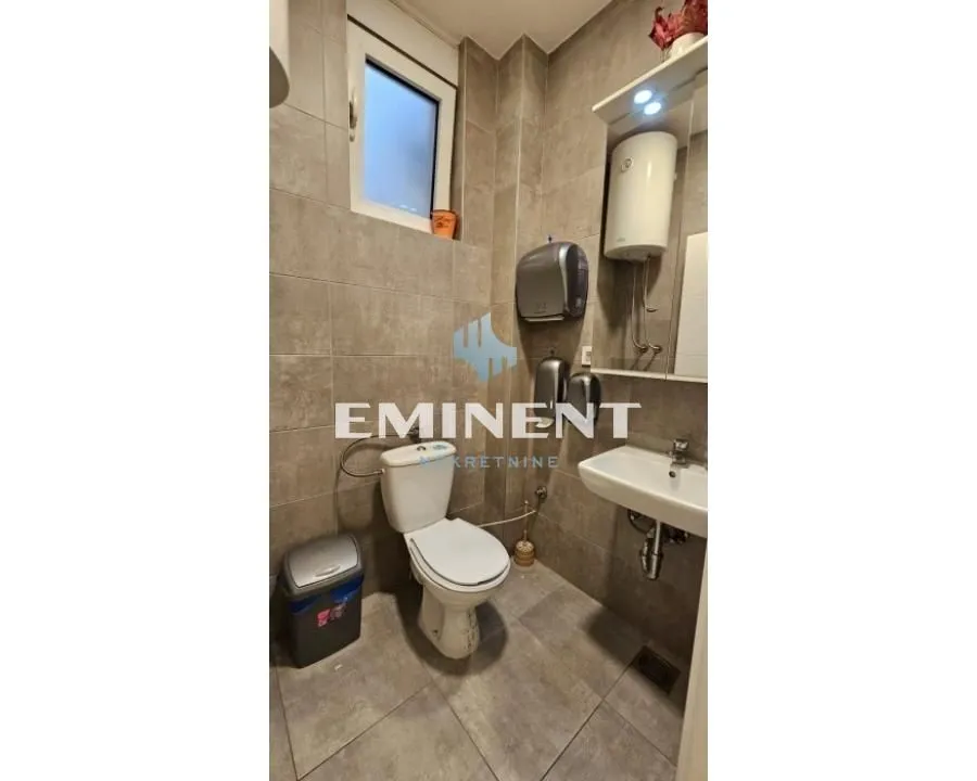 Izdavanje, stan, 118m², Đeram Pijaca, Beograd