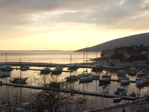 Prodaja, trosoban stan, 73m², Herceg Novi, Crna Gora - image 9