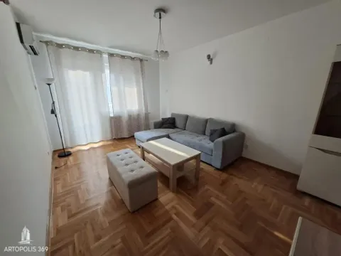 Izdavanje, dvosoban stan, 57m², Savski Venac, Beograd - image 4