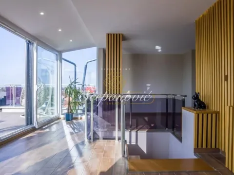 Prodaja, četvorosoban stan, 113m², Bulevar patrijarha Pavla, Novi Sad Sve Podlokacije - image 24