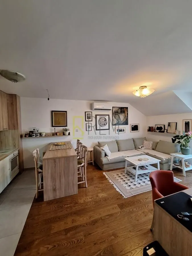 Prodaja, trosoban stan, 86m², Ljubović, Podgorica