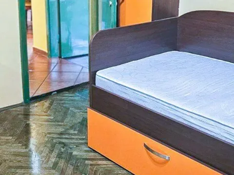 Izdavanje, dvosoban stan, 67m², Centar, Podgorica - image 4