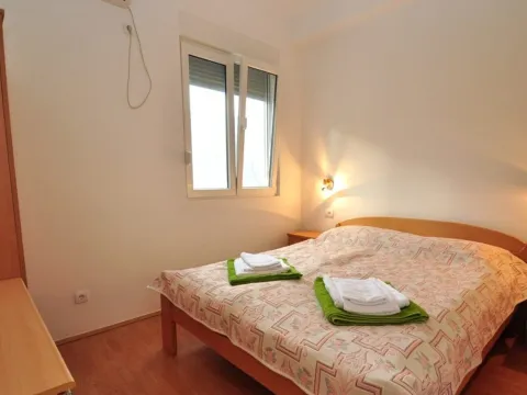 Prodaja, kuća, 424m², Kostanjica, Kotor - image 8