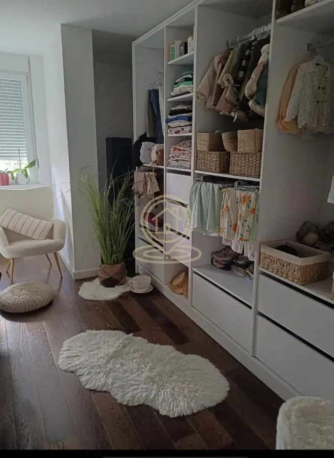 Izdavanje, četvorosoban stan, 146m², Telep, Novi Sad Sve Podlokacije