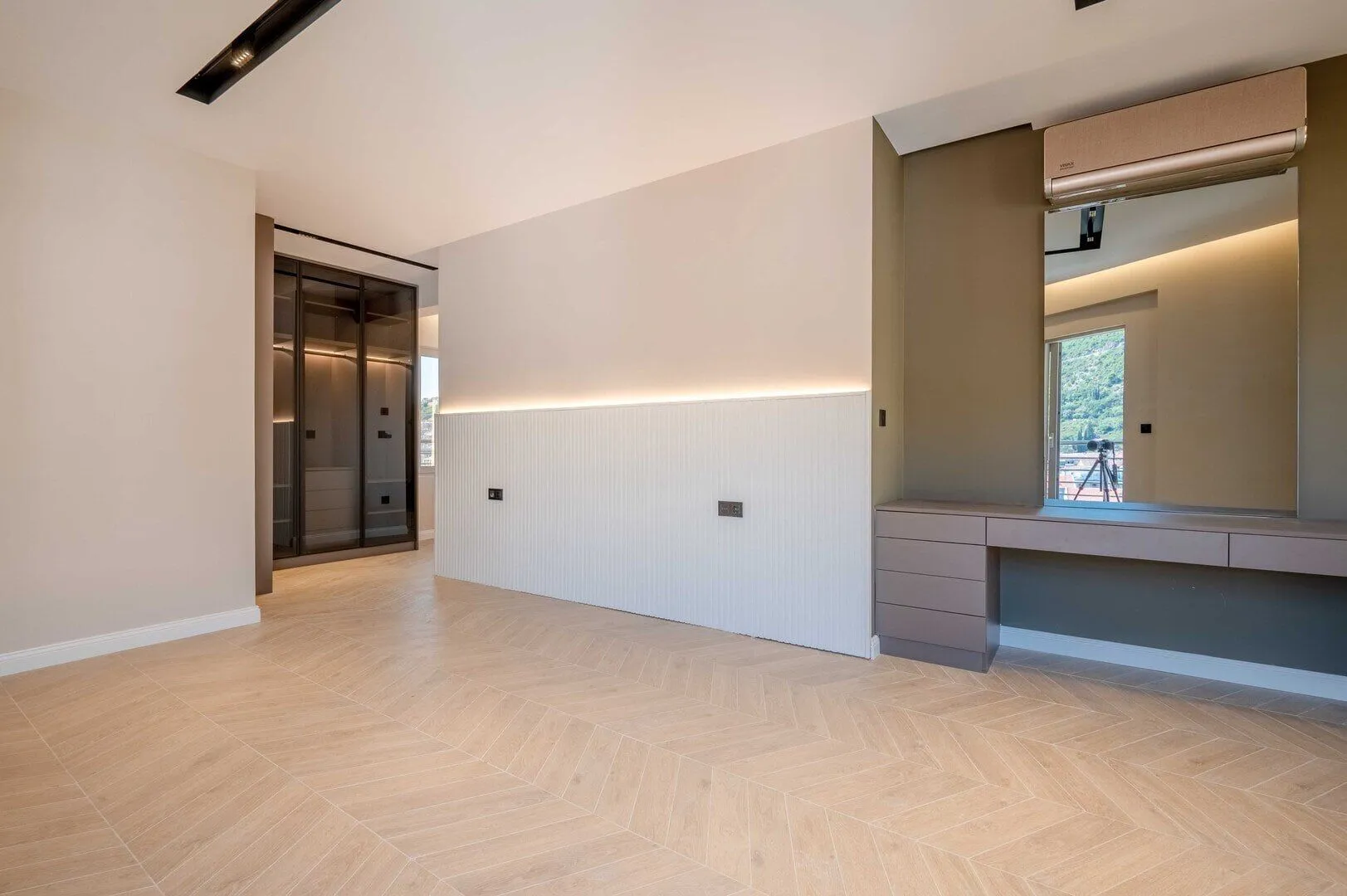 Sale, three bedroom apartment, 450m², Budva, Crna Gora
