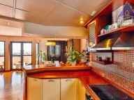 Izdavanje, trosoban stan, 156m², Dubovica, Budva - image 8