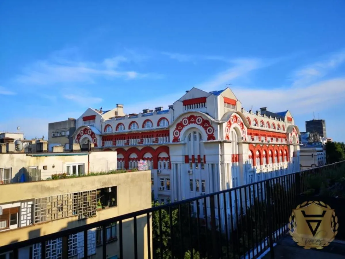 Izdavanje, dvosoban stan, 50m², Stari Grad, Beograd