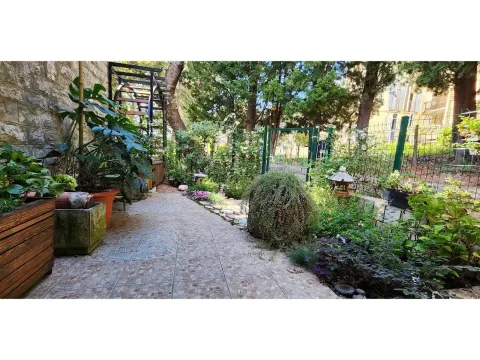 Prodaja, kuća, 100m², Petrovac, Budva - image 9