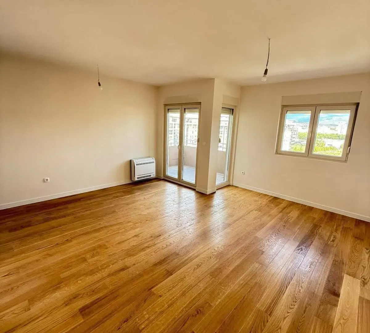 Prodaja, dvosoban stan, 72m², Central Point, Podgorica