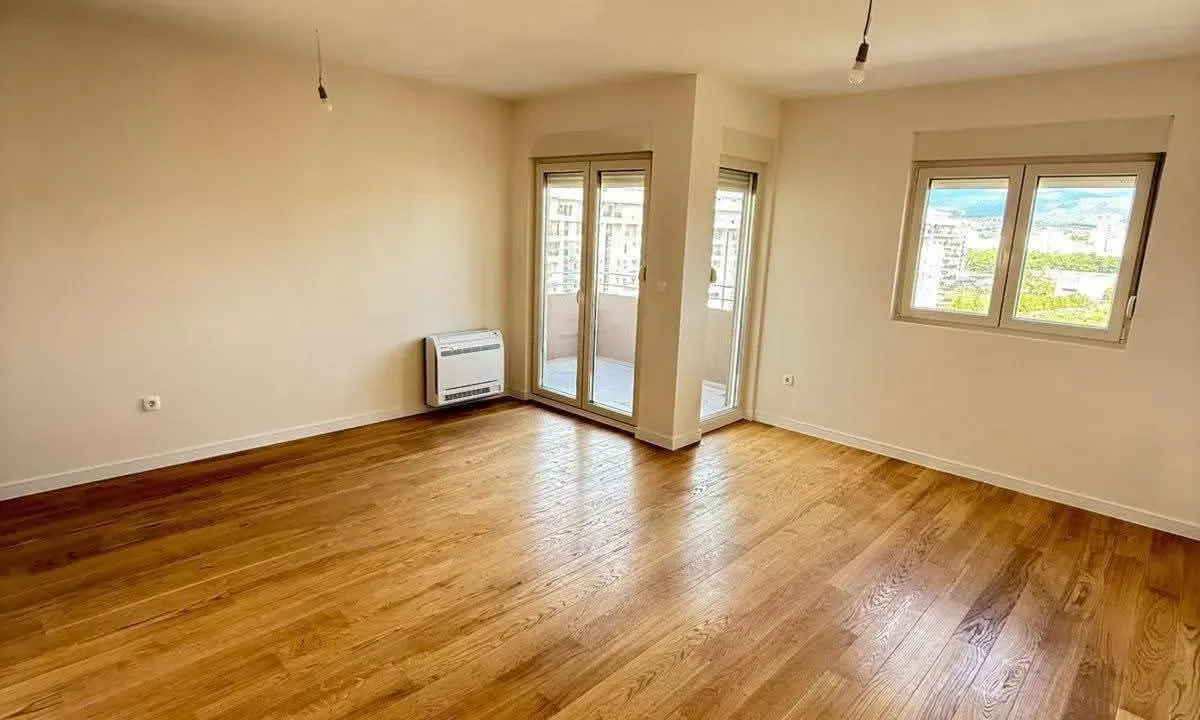 Prodaja, dvosoban stan, 72m², Central Point, Podgorica