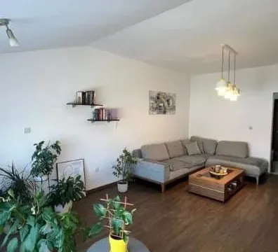 Prodaja, dvosoban stan, 72m², Stari Aerodrom, Podgorica - image 6