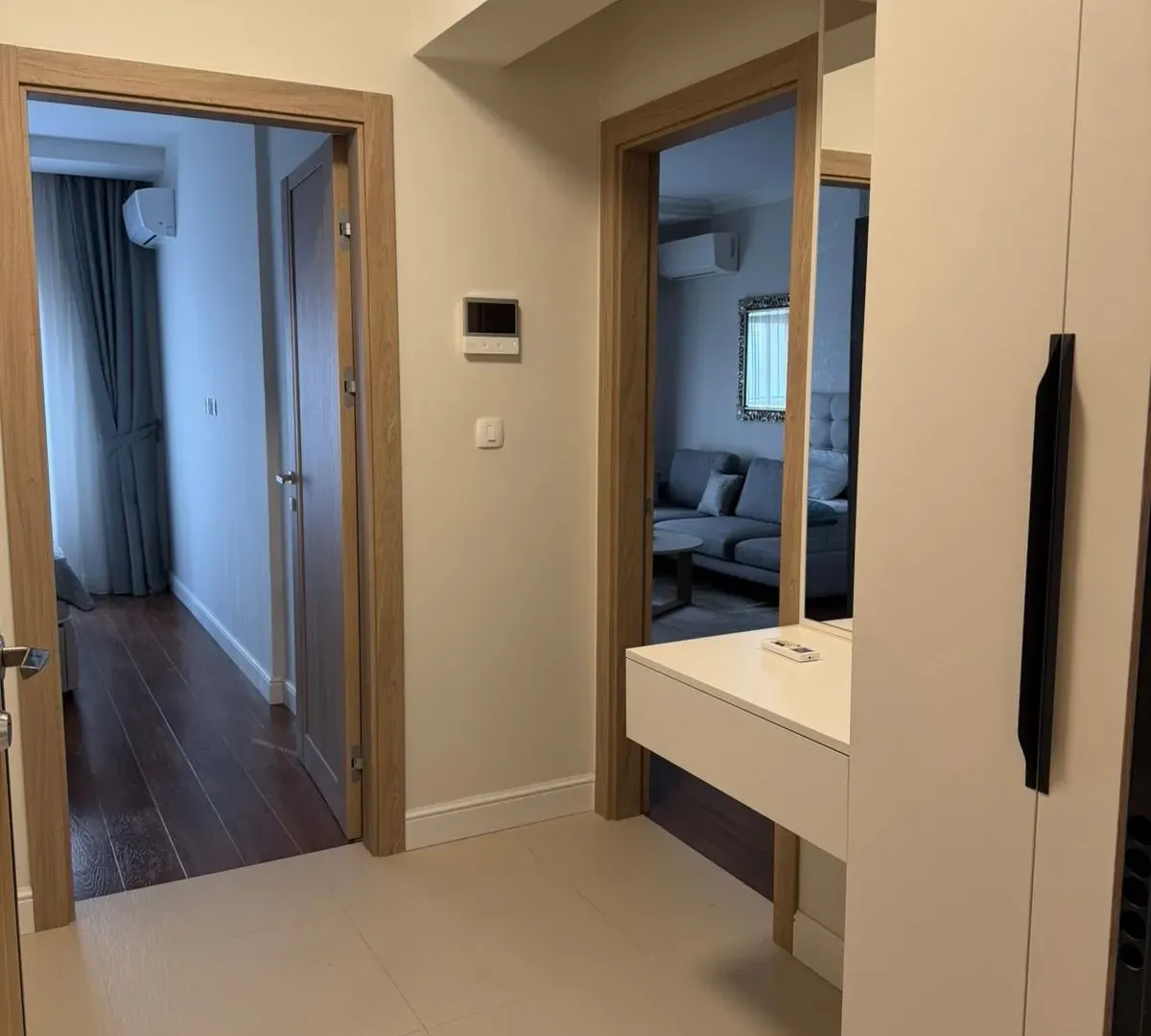 Izdavanje, jednosoban stan, 52m², Master Kvart, Podgorica