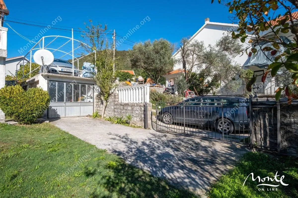 Prodaja, kuća, 153m², Tivat, Crna Gora