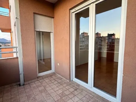 Prodaja, dvosoban stan, 60m², Tuški Put, Podgorica - image 9