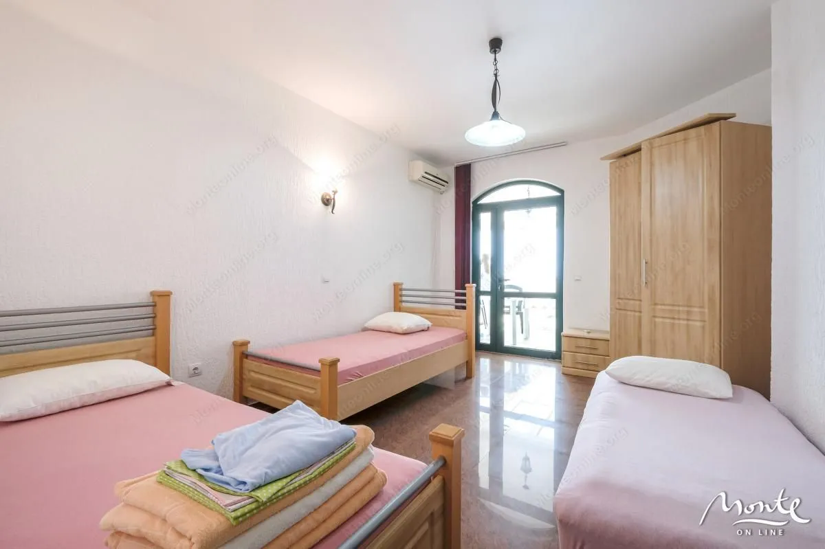 Sale, house, 560m², Petrovac, Budva