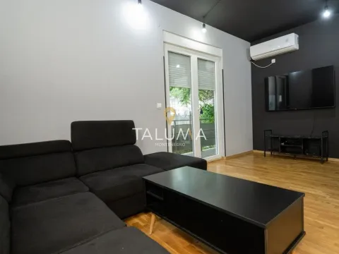 Izdavanje, jednosoban stan, 63m², Momišići, Podgorica