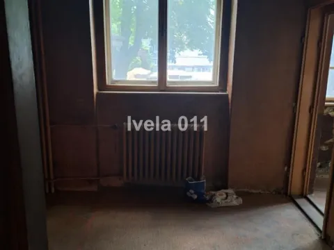 Sale, two bedroom apartment, 56m², Cvetni Trg, Vračar Sve Podlokacije - image 2