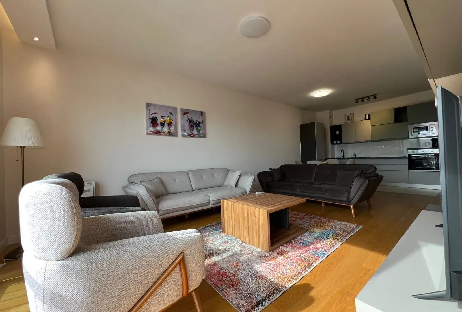 Izdavanje, jednosoban stan, 57m², Kruševac, Podgorica