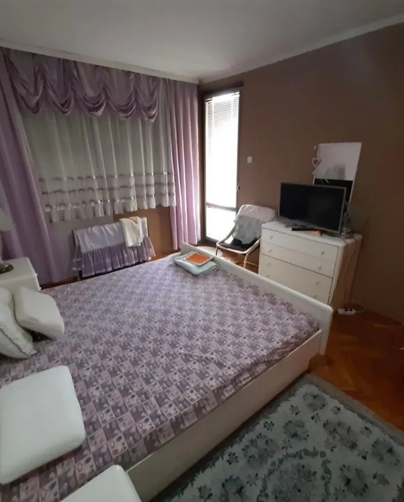 Prodaja, kuća, 300m², Podgorica, Crna Gora