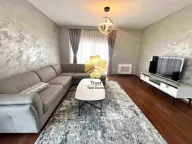 Izdavanje, dvosoban stan, 84m², Master Kvart, Podgorica - image 2