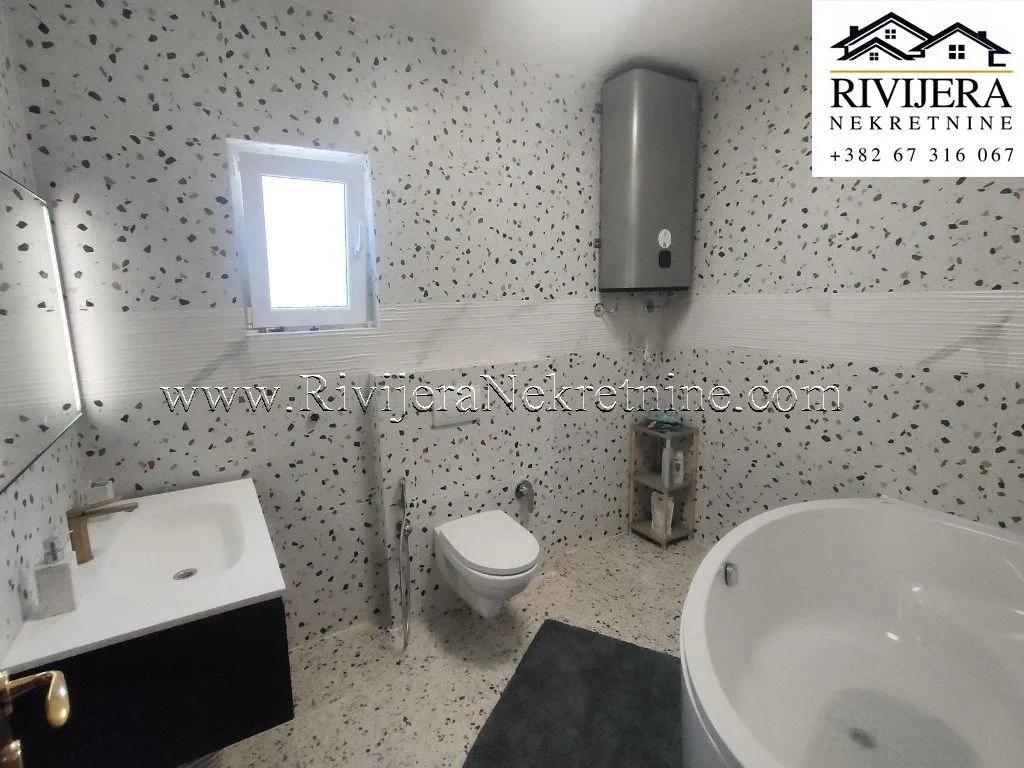 Prodaja, kuća, 254m², Baošići, Herceg Novi