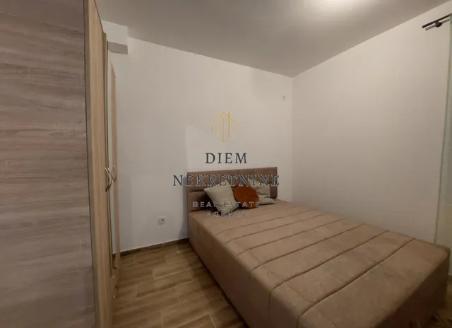 Izdavanje, jednosoban stan, 47m², Igalo, Herceg Novi