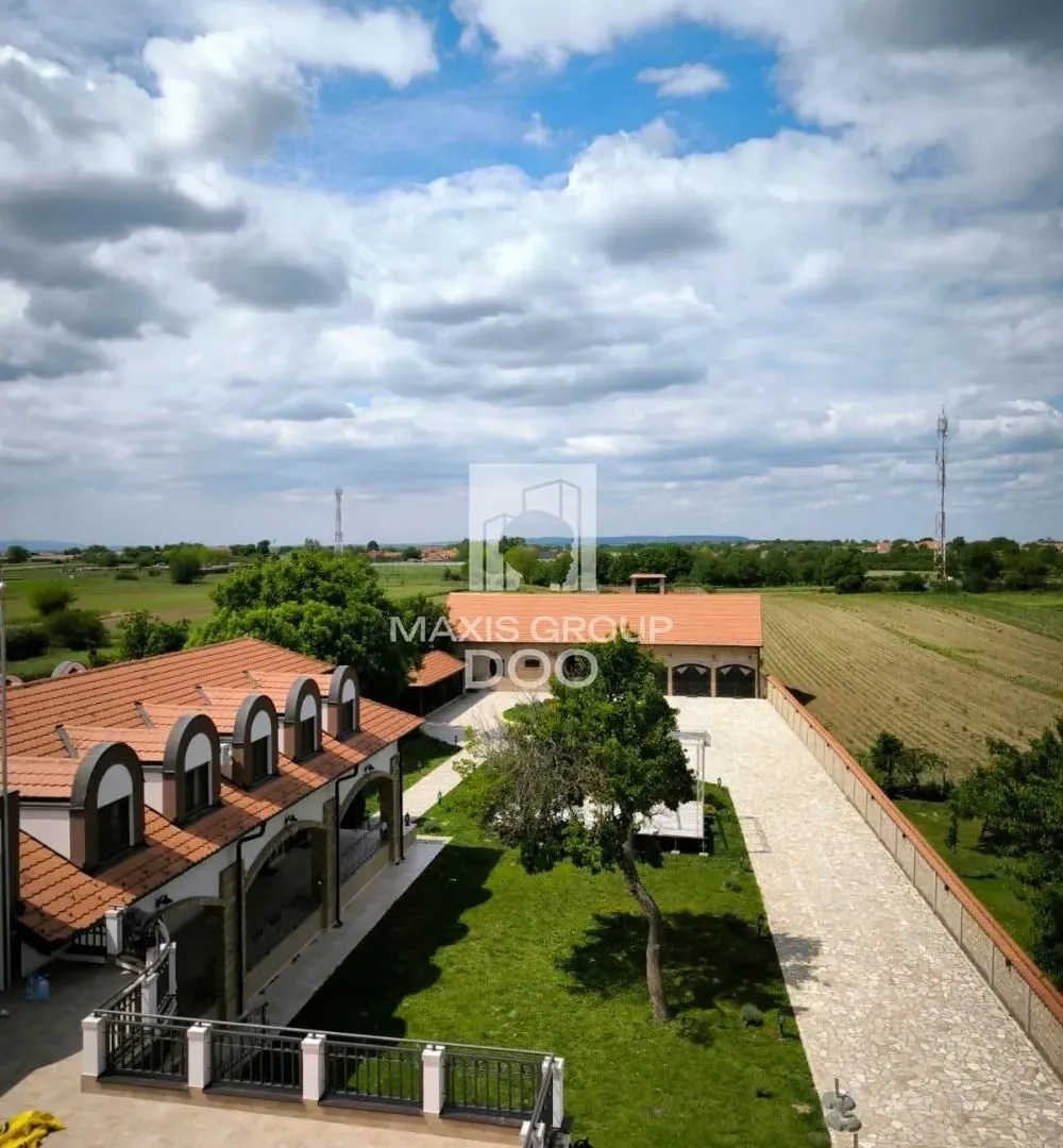 Sale, office space, 1080m², Surduk, Stara Pazova