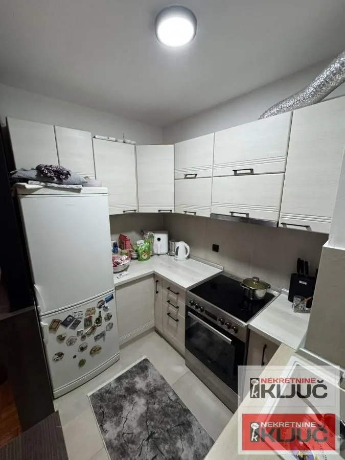Prodaja, trosoban stan, 80m², Nova Detelinara, Novi Sad Sve Podlokacije